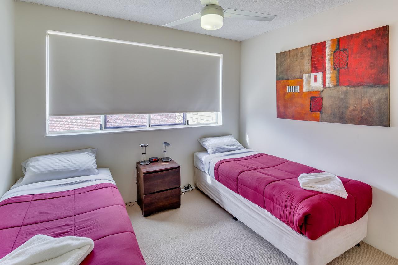 Cheltenham Apartments Caloundra Exterior foto