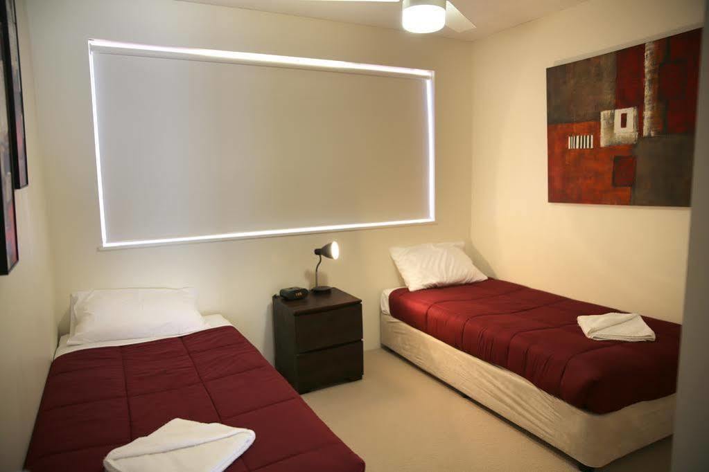 Cheltenham Apartments Caloundra Exterior foto